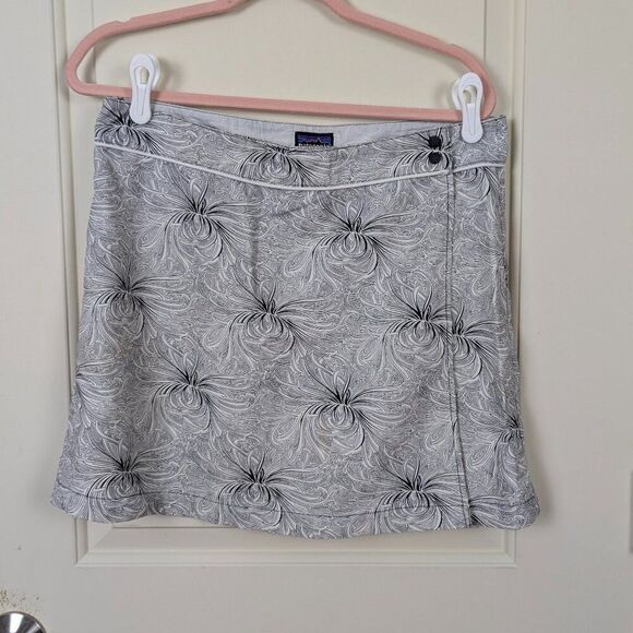 Patagonia | Gray Floral Print Athletic Wrap Skirt Size 12 - Picture 1 of 7